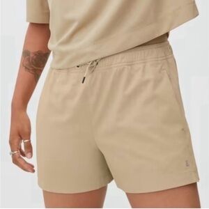 EVERLANE Baggy Shorts Tan Khaki Drawstring L